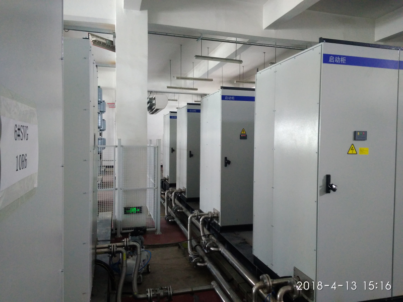 Sinopak 27.5kV เครื่องกำเนิดไฟฟ้า Var แบบระบายความร้อนด้วยน้ำในร่มสำหรับฟาร์มกังหันลม